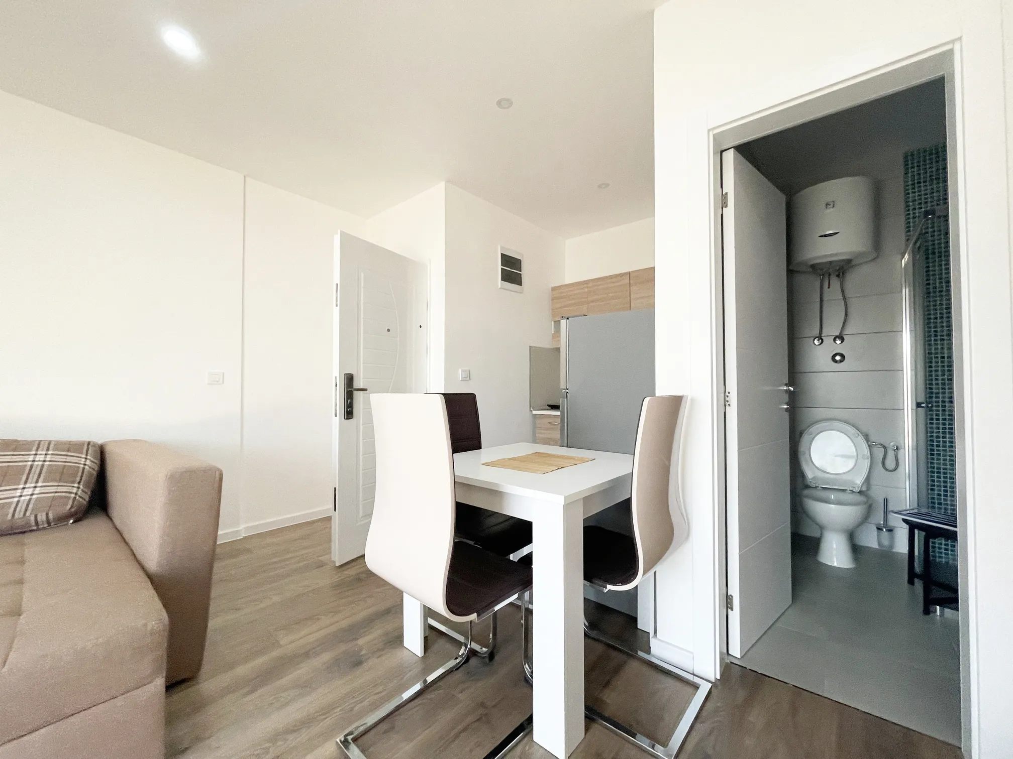 House with 5 separate apartments in Becici with sea view